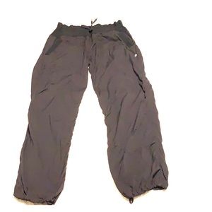 LuLuLemon Studio II Pant NO LINER (Like New)